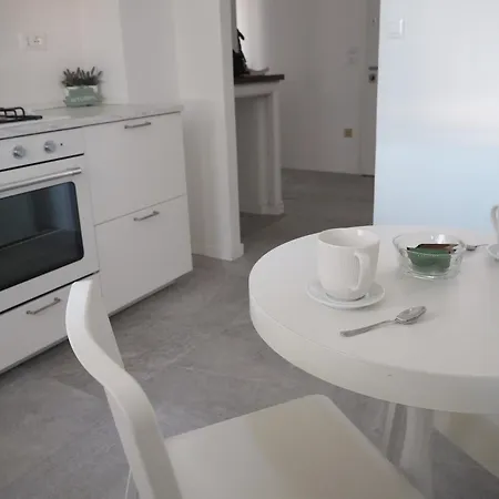 Apartment Ceccarini 2023 *